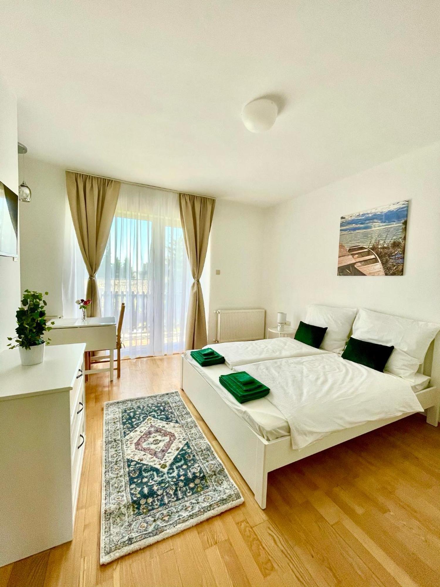 Libas Apartman Keszthely Værelse billede